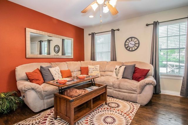 2824 Minert Street, Dallas, TX 75219