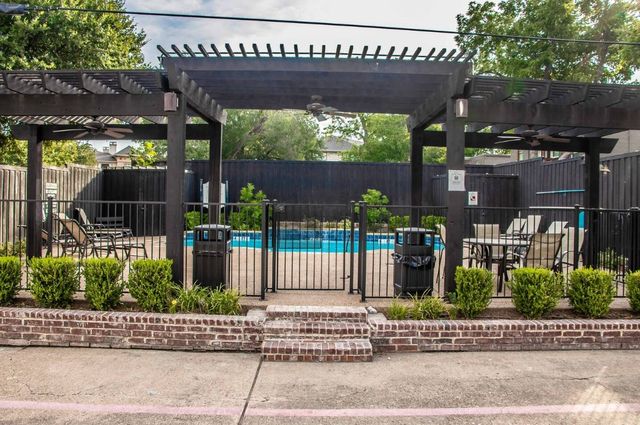 2824 Minert Street, Dallas, TX 75219