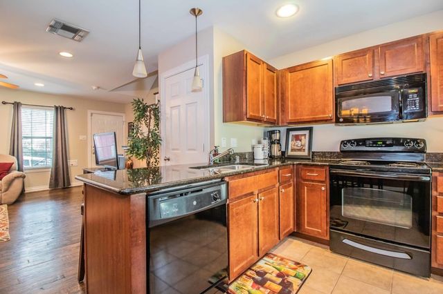 2824 Minert Street, Dallas, TX 75219