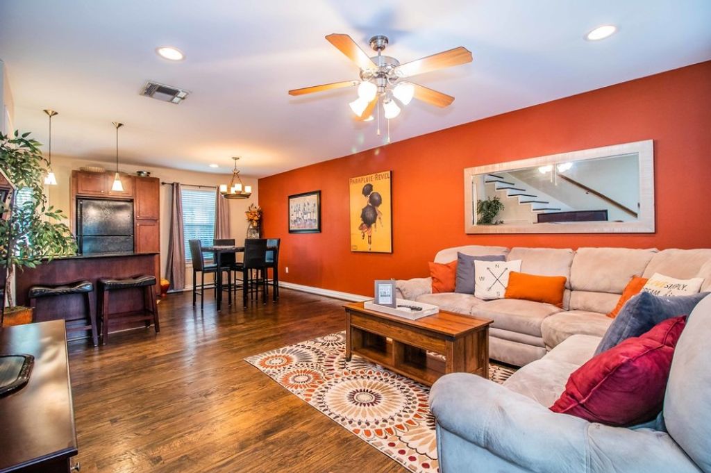 2824 Minert Street, Dallas, TX 75219