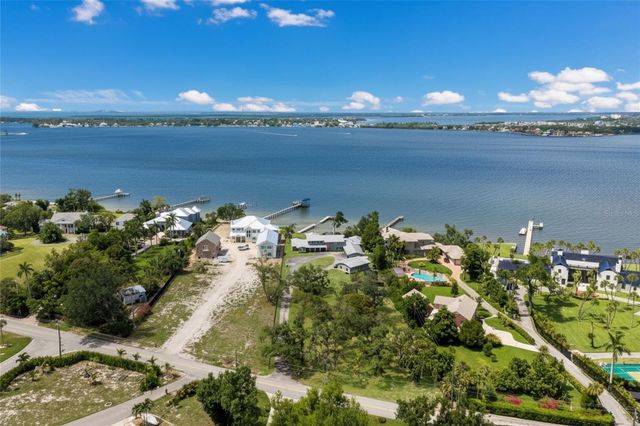 4900 RIVERVIEW BOULEVARD, Bradenton, FL 34209