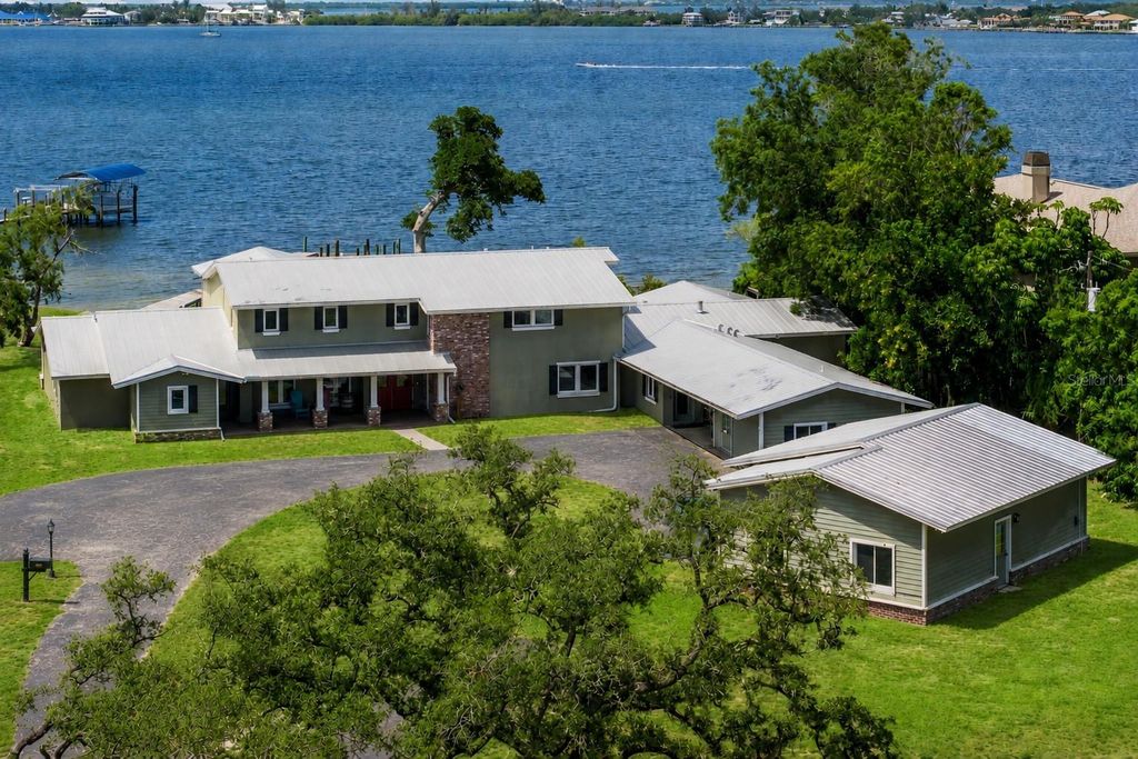 4900 RIVERVIEW BOULEVARD, Bradenton, FL 34209