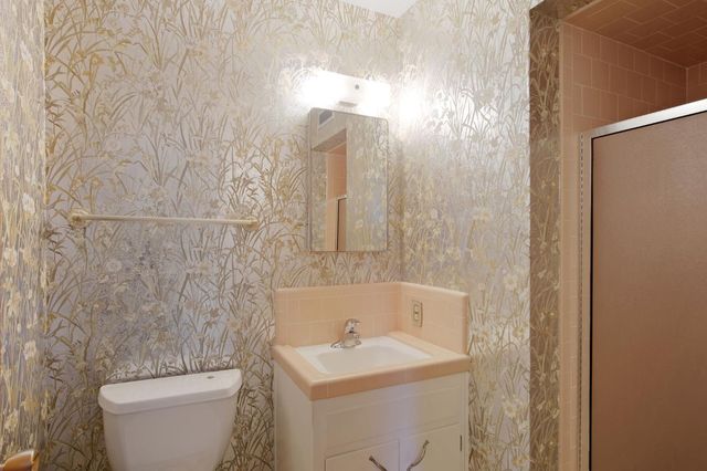 221 Bruce Ct, Modesto, CA 95350