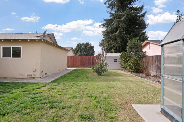 221 Bruce Ct, Modesto, CA 95350