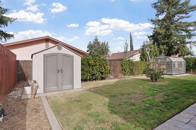 221 Bruce Ct, Modesto, CA 95350