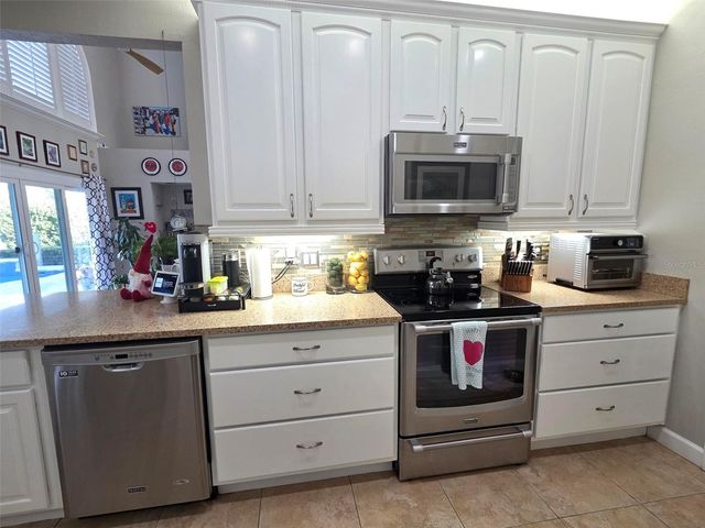 218 S SHADOWBAY BOULEVARD, Longwood, FL 32779