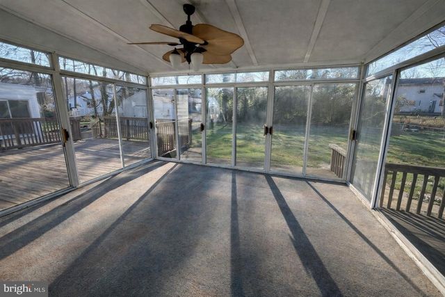 418 KINGSTON DR, Cherry Hill, NJ 08034