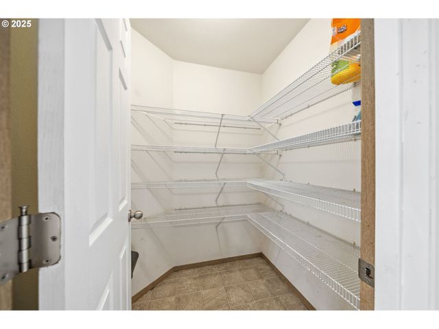 620 Studer Pl, Gervais, OR 97026