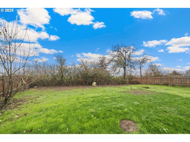 620 Studer Pl, Gervais, OR 97026