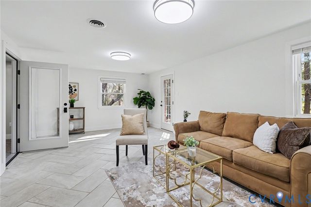 9660 Morley Rd, Midlothian, VA 23112