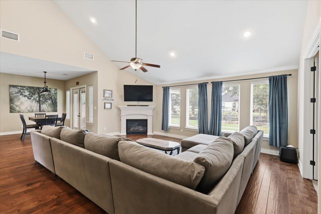 127 Dogwood Drive, Krugerville, TX 76227