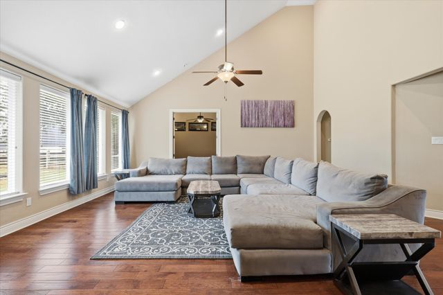 127 Dogwood Drive, Krugerville, TX 76227