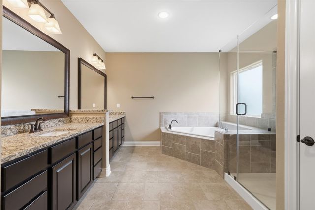 127 Dogwood Drive, Krugerville, TX 76227