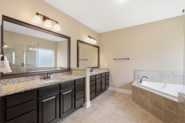 127 Dogwood Drive, Krugerville, TX 76227