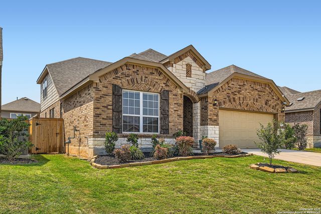 2215 Zachry, New Braunfels, TX 78132