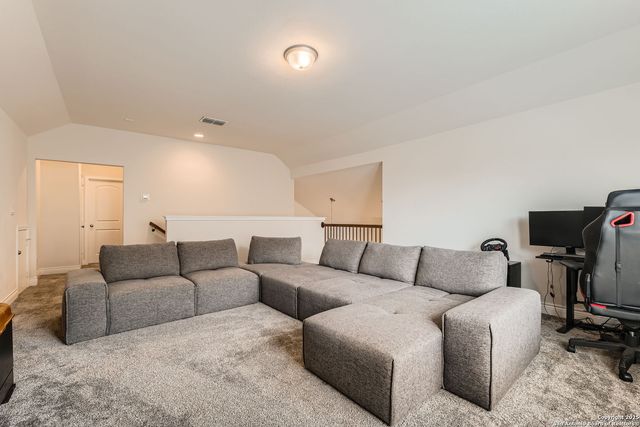 2215 Zachry, New Braunfels, TX 78132