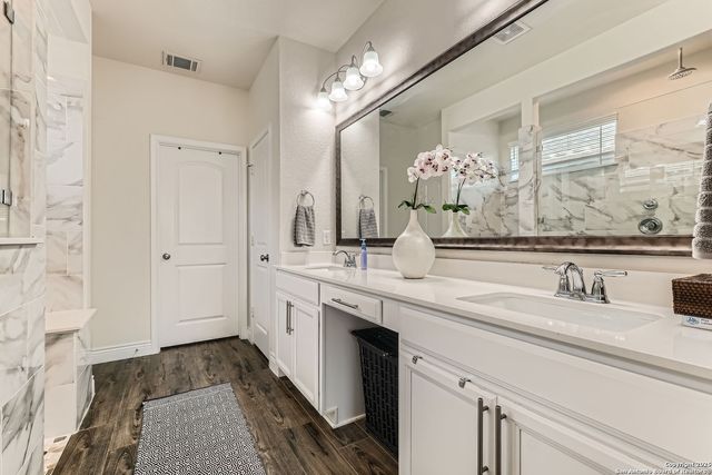 2215 Zachry, New Braunfels, TX 78132