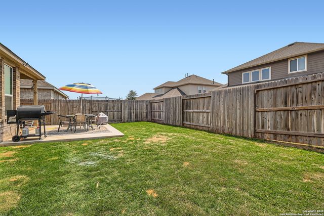 2215 Zachry, New Braunfels, TX 78132