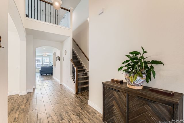 2215 Zachry, New Braunfels, TX 78132