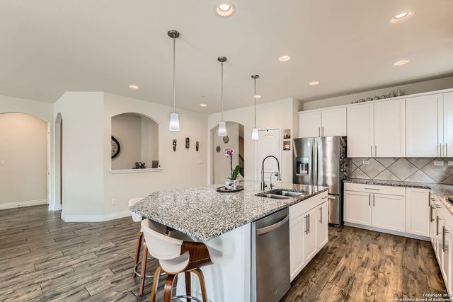 2215 Zachry, New Braunfels, TX 78132