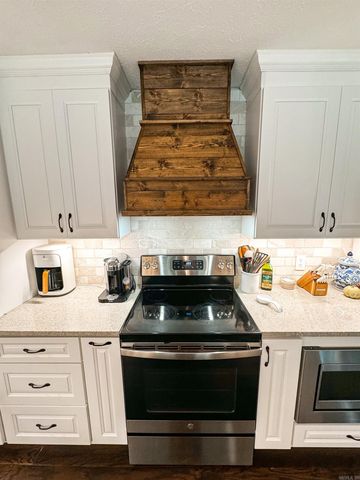 505 Chesapeake, Searcy, AR 72143