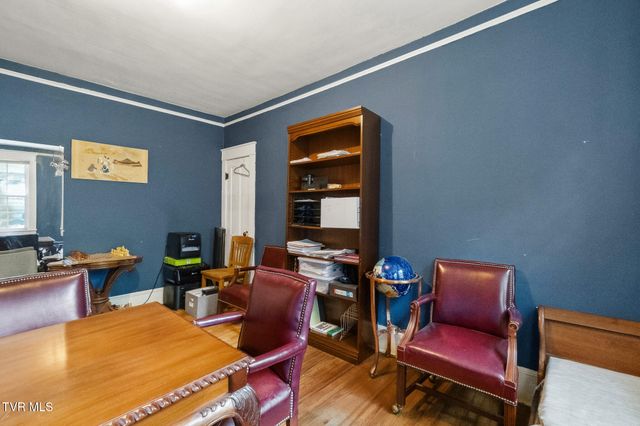 102 West Mckee Street, Greeneville, TN 37743
