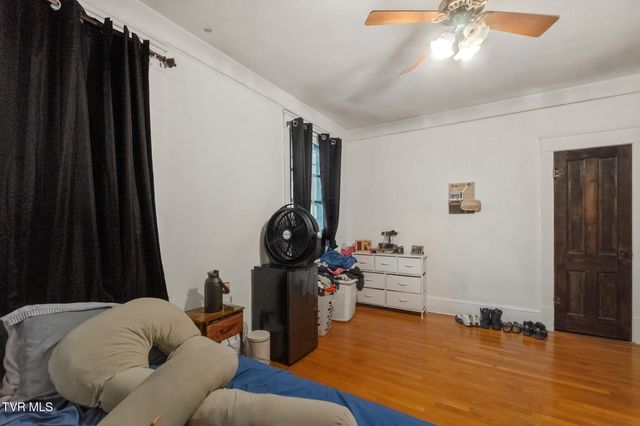 102 West Mckee Street, Greeneville, TN 37743
