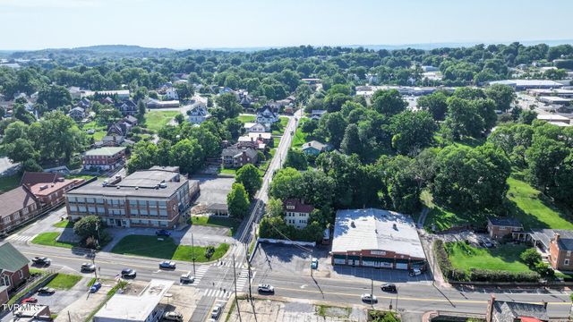 102 West Mckee Street, Greeneville, TN 37743