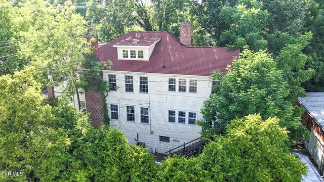 102 West Mckee Street, Greeneville, TN 37743