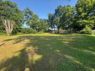 919 Long Hollow Pike, Gallatin, TN 37066