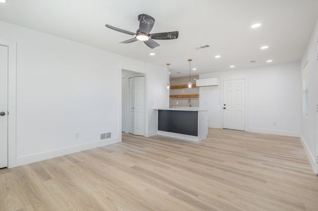 2730 San Diego Drive, Dallas, TX 75228