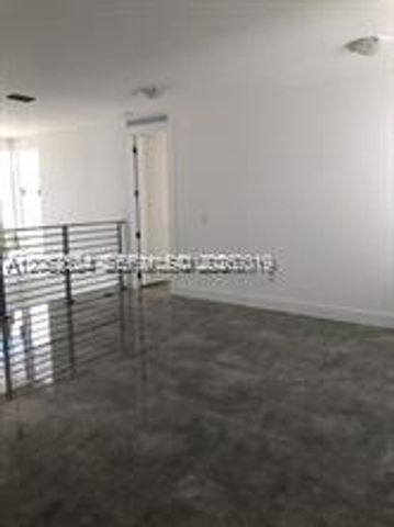 10125 NW 75 terr, Miami, FL 33178