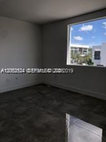 10125 NW 75 terr, Miami, FL 33178