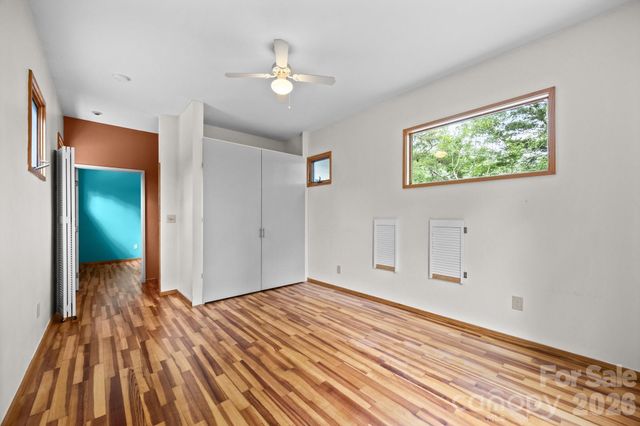 27 Rosebud Lane, Fairview, NC 28730