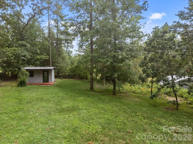 27 Rosebud Lane, Fairview, NC 28730