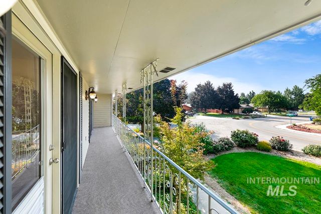 10837 W Sandpiper St, Boise, ID 83709