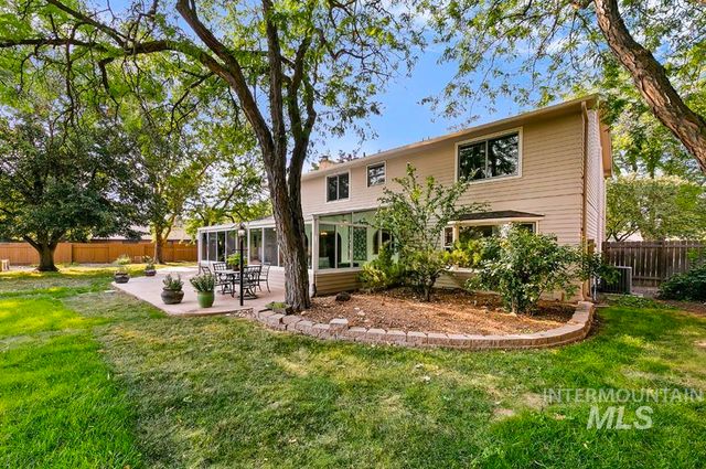 10837 W Sandpiper St, Boise, ID 83709