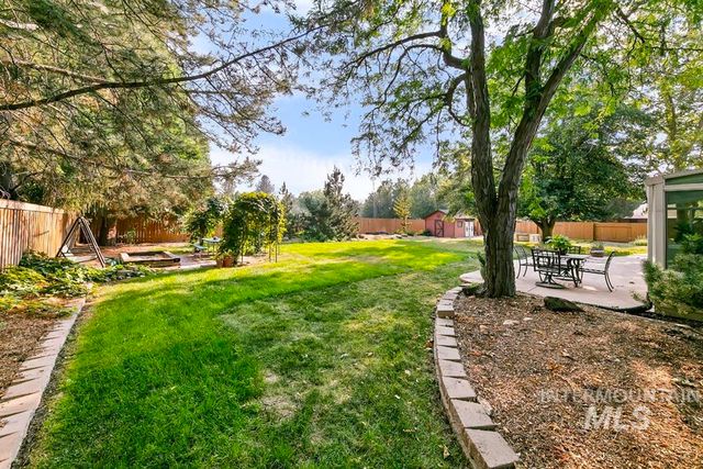 10837 W Sandpiper St, Boise, ID 83709