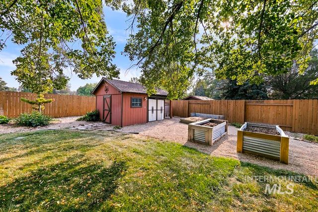 10837 W Sandpiper St, Boise, ID 83709