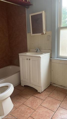 1428 Chandler Avenue, Lincoln Park, MI 48146