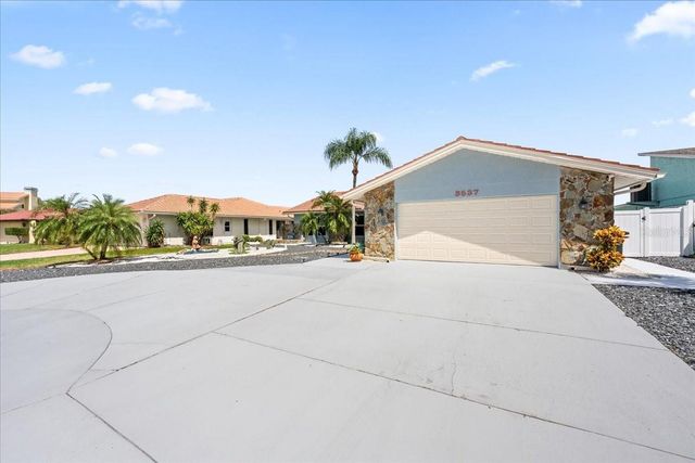 3537 SEAWAY DRIVE, New Port Richey, FL 34652
