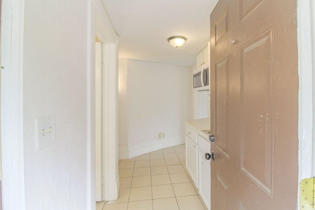 416 Douglas Avenue, Kalamazoo City, MI 49007