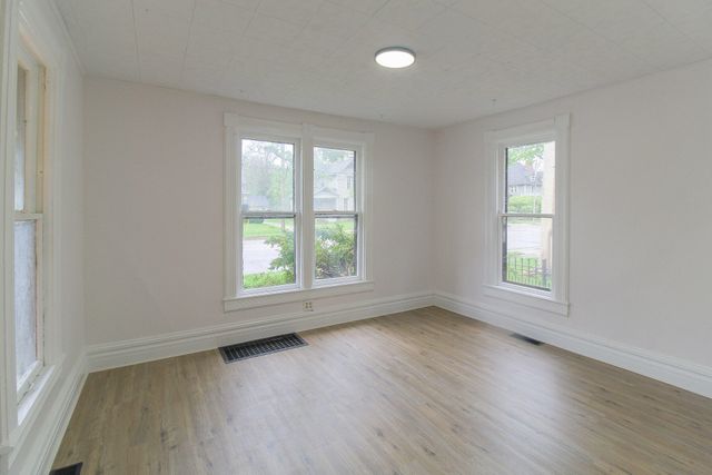 416 Douglas Avenue, Kalamazoo City, MI 49007