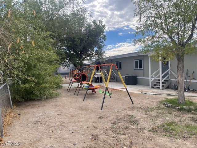 300 West Copper Flats Drive, Pahrump, NV 89048