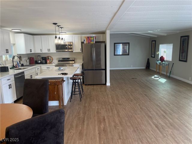 300 West Copper Flats Drive, Pahrump, NV 89048