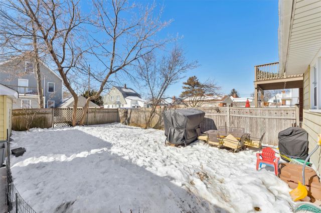 22 Brokaw Avenue, Floral Park, NY 11001