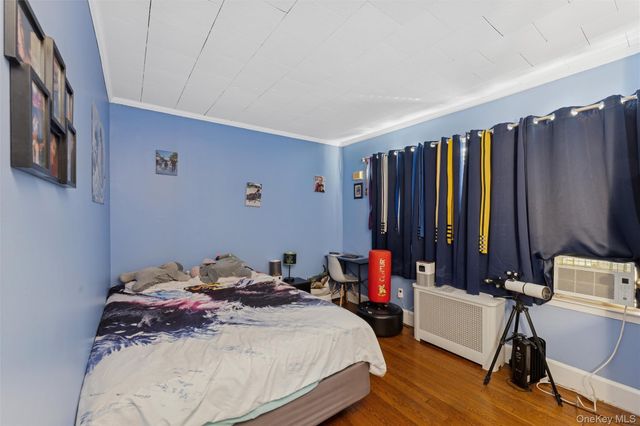 22 Brokaw Avenue, Floral Park, NY 11001