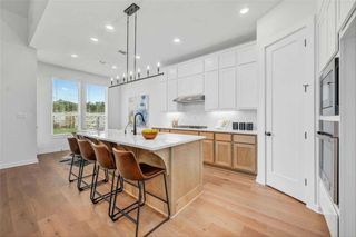 1829 Flowing Ridge Road, Midlothian, TX 76065