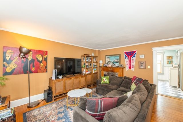 530 Up Mountain Avenue, Montclair Twp., NJ 07043