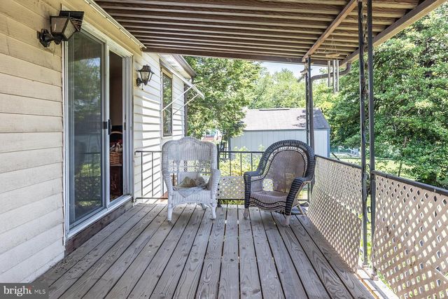 46 EDEN AVE, Oaklyn, NJ 08107
